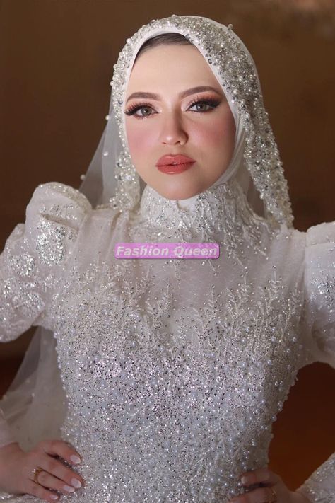 Fancy Bridal Hijab and Abay Designs 2023 @FashionQueen Muslim Wedding Dress Hijab Bride Simple, Muslimah Wedding Dress Brides Hijab Styles, Hijab Bride Veil, Muslim Wedding Dresses Modern, Muslim Bridal Look, Bride Hijab Style, Abaya And Hijab, Fancy Abaya, Classy Wedding Guest Dresses