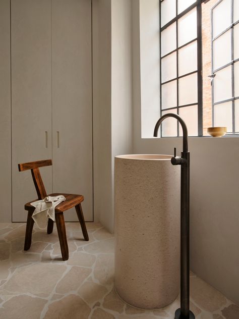 NoMad | RESIDENTIAL | The sculptural language of this apartment is carried into the bathroom by the @concretenation Como concrete basin, rather than a wall-fixed vanity. The freestanding vanity has a statuesque presence further complemented by the height and arch of the @astrawalkerofficial floor mounted mixer. ⁠See more via https://alexanderand.co/projects/nomad/ Industrial Windows, Free Standing Vanity, Cd Design, Bathroom Shower Design, Standing Vanity, Bathroom Retreat, Loft Interior Design, Freestanding Vanity, Industrial Building