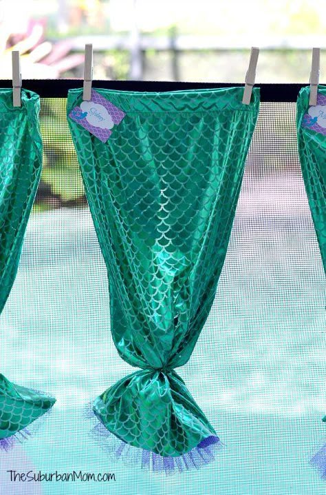 How To Make A Mermaid Tail Tutorial - Ariel Birthday Party Ideas Mermaid Sack Race, Ariel Tail, Mermaid Tail Tutorial, Ariel Halloween, Tail Tutorial, Diy Mermaid Tail, Ariel Birthday Party, The Little Mermaid Party, Ariel Party