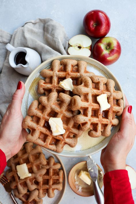 apple cider doughnut waffles Doughnut Waffles, Apple Waffle Recipe, Apple Cider Pancakes, Apple Cider Doughnut, Apple Cinnamon Waffles, Apple Waffles, Waffle Maker Recipes, Apple Cider Recipe, Waffle Bar