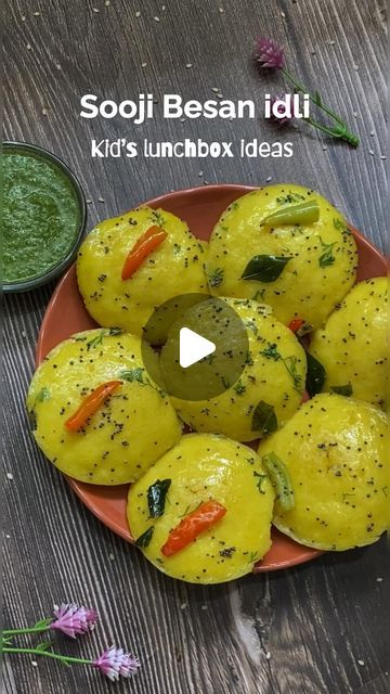 76K views · 1.9K likes | Foodie Gujarati on Instagram: "Sooji besan idli | instant recipe | quick breakfast recipe💁🏼‍♀️  South India’s recipe of idli is prepared with simple rice and dal batter. Today we are making idli with a twist of chickpea(besan) flour, semolina You will definitely like eating these besan sooji idlis.  Ingredients   ▫️Besan flour – 1/2 cup ▫️Sooji – 1/2cup ▫️Curd – 1/2cup  ▫️Water - 1/2cup ▫️Eno fruit salt - 1 tsp  ▫️Turmeric - 1 tsp ▫️Lemon juice - 1 tsp ▫️Oil – 1 tbsp ▫️Salt   Tempering  ▫️Mustard seeds  ▫️Curry leaves  ▫️Green chillies ▫️Chopped coriander   Hey guys, check out this very unique and tasty recipe. So do try it as it is easy to make and tastes very delicious.  Also please do not forget to like, share, comment    #idli #instagood #food #foodporn #yumm South India Foods, Sooji Breakfast Recipes, Instant Idli Recipe, Instant Breakfast Recipes Indian Veg, Breakfast Recipes Indian Veg, Rice And Dal, Instant Recipe, Instant Breakfast Recipe, Idli Recipe