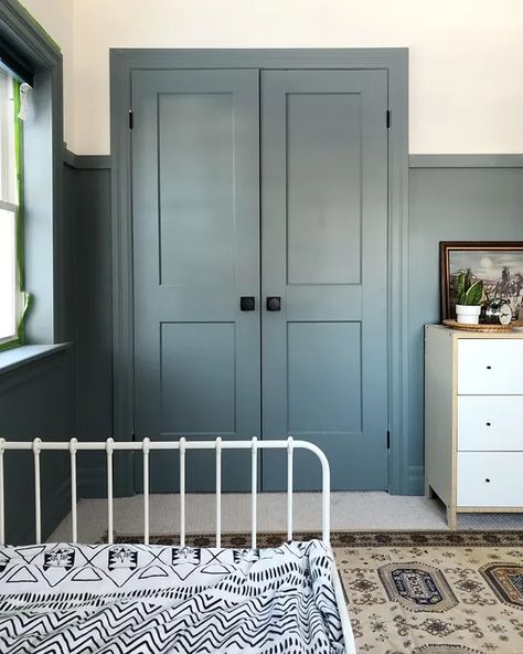 Templeton Gray Benjamin Moore, Benjamin Moore Templeton Gray, Templeton Gray, Dark Paint Colors, Choosing Paint, Monochromatic Color Scheme, Gray Paint, Blue Paint Colors, Benjamin Moore Colors