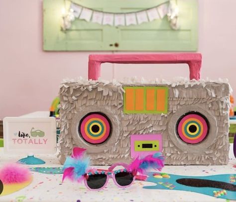 Boom box piñata is totally tubular Rock And Roll Birthday Party, Rock And Roll Birthday, 80s Birthday Parties, 30th Birthday Themes, Hip Hop Birthday, 90s Theme Party, Roller Skating Party, Piñata Ideas, 80s Theme Party