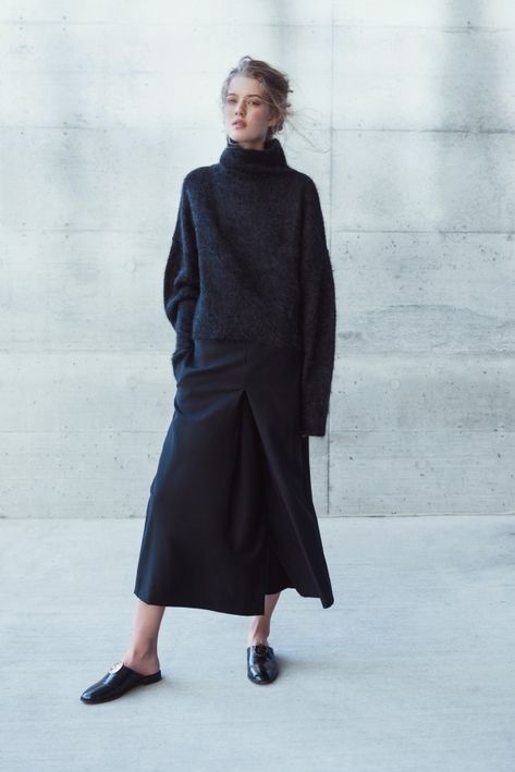 my favorite things | NOT JUST A LABEL Minimal Stil, Minimalist Moda, Fall Fashion 2016, Minimal Classic, Looks Street Style, Mohair Sweater, Looks Chic, Fashion Fall, Mode Inspo