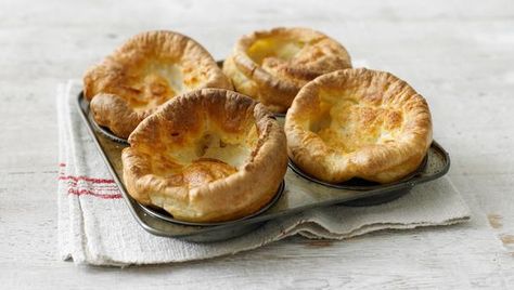 Yorkshire Pudding. Here are 8 different recipes for this British classic. Traditional Yorkshire Pudding Recipe, Easy Yorkshire Pudding Recipe, Yorkshire Pudding Recipe, Yorkshire Pudding Recipes, Yorkshire Puddings, Mary Berry Recipe, Bbc Food, Bbc Good Food, British Baking