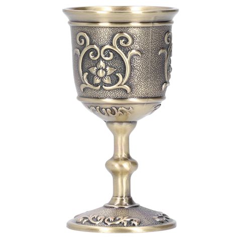 Social Drinking, Medieval Decor, Greek Wine, Drinking Milk, Vintage Goblets, Whiskey Drinks, Wine Cup, Vintage Cups, Bar Glassware