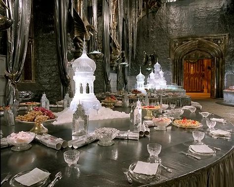 The High Table for the champions and their dates and the teachers/coordinators of the Triwizard Tournament say here. Triwizard Tournament Aesthetic, Yule Ball Aesthetic, Harry Potter Yule Ball, Triwizard Tournament, Harry Potter Set, Ball Aesthetic, Yule Ball, Harry Potter Wedding, Prom Theme