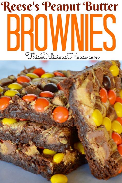 Brownies Peanut Butter, Reeses Brownies, Reese's Recipes, Fancy Deserts, 3 Cookies, Cannabutter Recipe, Sweet Bars, Reese's Pieces, Butter Brownies