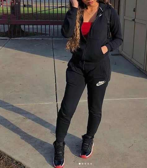 Retro 11 Jordans Outfit Women, Outfit Ideas With Jordans, Baddie Outfits For School, Jordan 11 Outfit, Jordan 11 Outfit Women, Red And Black Outfits, Cute Date Outfits, Teenage Outfits, Outfits For School