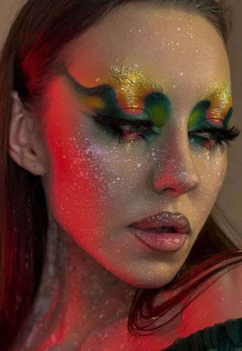 Creature Makeup Looks, Fantasy Makeup Ideas Creative, Avangard Makeup, Avant Garde Makeup Creative, Conceptual Makeup, Makeup Artistique, Very Easy Makeup, Dragon Makeup, Abstract Makeup