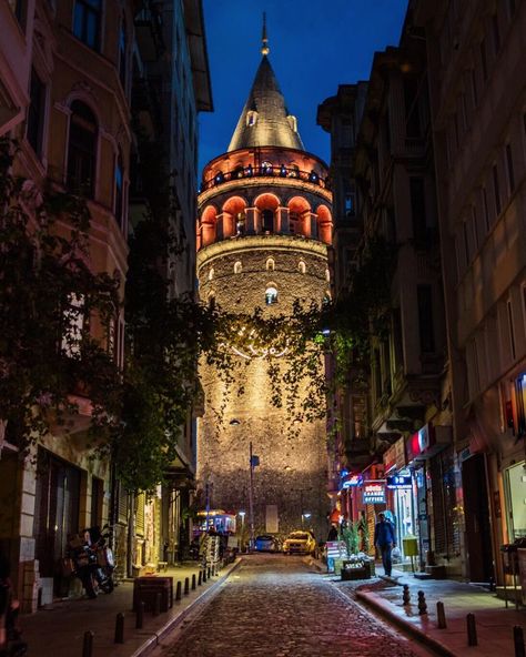 Galata Tower, Istanbul Galata Tower Istanbul, Istanbul Photography, Building Aesthetic, Women Football, Wallpaper S, World Travel, Us Travel, Big Ben, Art Lessons