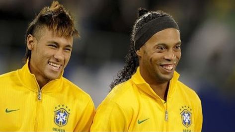 Cool Neymar Wallpapers, Ronaldinho Wallpapers, Neymar Pic, Neymar Vs, Fc Barcelona Players, Neymar Barcelona, Fcb Barcelona, Fc Barcelona Wallpapers, Neymar Jr Wallpapers