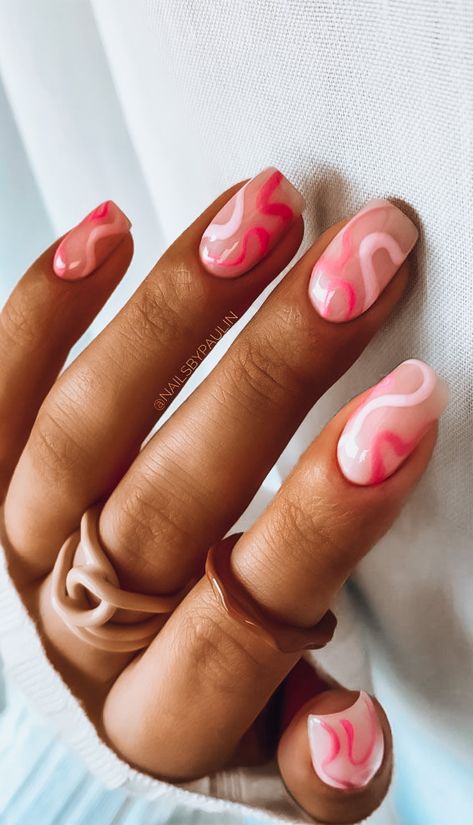 Trendy Pink And White Nails, Red Pink White Swirl Nails, Trending Summer Nails Pink, Tenerife Nails Ideas, Pink Squiggly Nails, Short Spring Break Nails, Nails 2023 Trends Spring Pink, Summer Nails Inspiration Pink, Pink Nail Inspired