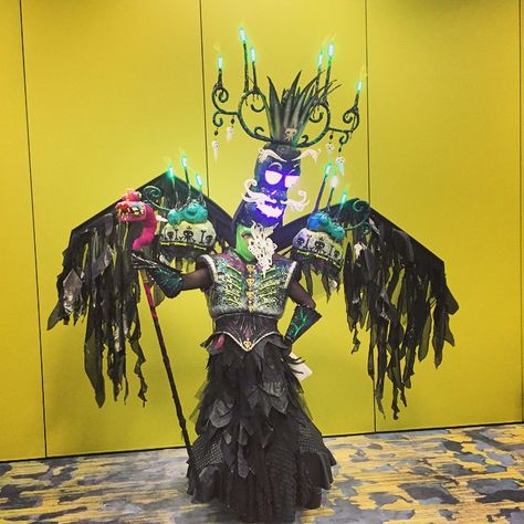 Book Of Life Cosplay, Disfraces Ideas, Ideas Disfraz, Book Journals, The Book Of Life, Trunk Or Treat, Back To School Activities, Popular Books, Fire And Ice