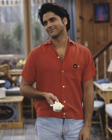 80s, 90s + 00s 👼🏻 on Instagram: “john stamos 💫” John Stamos Full House, Jesse From Full House, Jesse Katsopolis, Uncle Jesse, John Stamos, 90s Men, Fuller House, Most Handsome Men, Full House