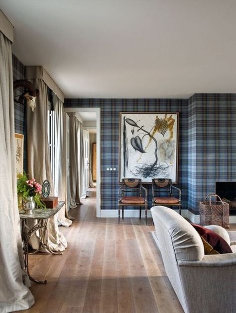 Best Tartan Interiors Blue Walls - Elle Decor Wallpaper Room Ideas, Tartan Wallpaper, Trendy Sofas, Wallpaper Room, Plaid Wallpaper, Wallpaper Accent Wall, Beautiful Sofas, Victorian House, House Interiors