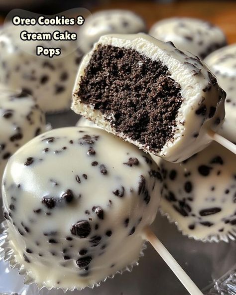 Cake Pop Truffles, Oreo Cake Pops Recipe, Fancy Cake Pops, Coated Oreos, Cookies Cream Cake, Recipes Oreo, Blue Velvet Cake, Pops Recipes, Oreo Cake Pops