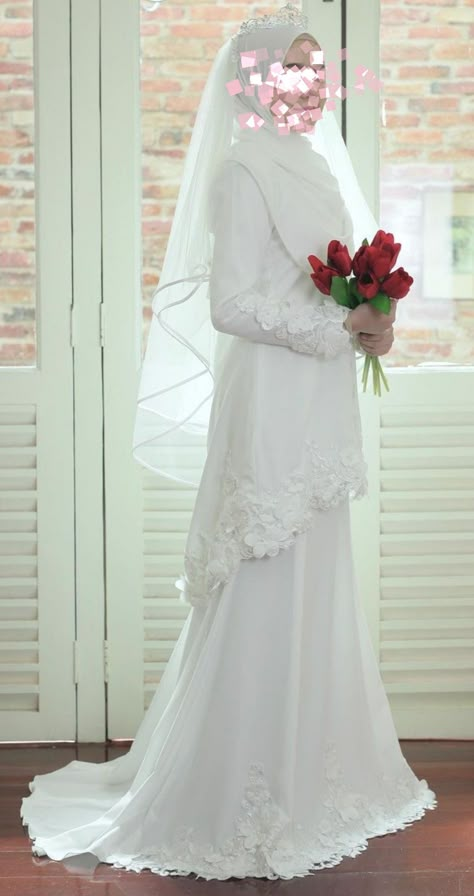 Wedding Dresses Hijab Simple, Wedding Dress Malaysia Hijab, Malaysia Wedding Dress Hijab, Wedding Malaysia Muslim, Melayu Wedding Dress, Melayu Wedding, Dress Nikah, Modest Bridal Dresses, Malay Wedding Dress