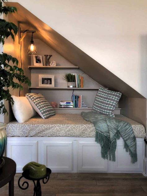 Book Nook Ideas, Bed Under Stairs, Cozy Book Nook, Cozy Window Nook, Under Stairs Nook, Stair Nook, Window Nook, Open Bookshelves, Small Bookshelf