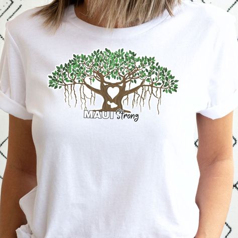 Lahaina Hawaii, Cute Dog Toys, Hawaii Islands, Dog Tote Bag, Dog Tote, Banyan Tree, Tree Shirt, Still Standing, Hawaii Shirt