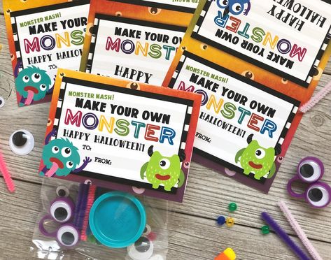 Halloween Make-a-Monster Printable Bag Topper, Make A Monster Craft Kit, Halloween Kids Party Favor Printable: https://etsy.me/32AuehU #paperpartydesignink #halloweenprintable #halloweenparty #halloweenkidsfavor #partyfavor #classroomparty Monster Theme Halloween Party, Monster Birthday Party Activities, Monster Treat Bags, Halloween Kids Party, Monster Birthday Party Games, Monster Birthday Party Favors, Halloween Classroom Treats, Make Your Own Monster, Halloween Party Bags