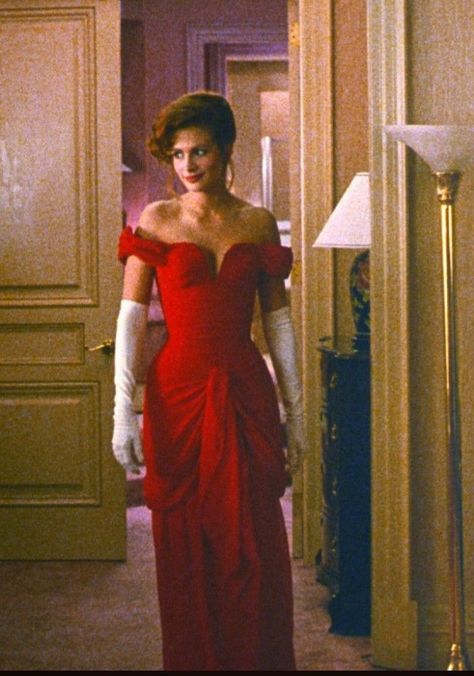 Pretty Woman Red Dress, Julia Roberts Style, Pretty Woman Movie, Pretty Woman Costume, Woman Movie, Iconic Dresses, Movies Outfit, Movie Fashion, Vestidos Prom