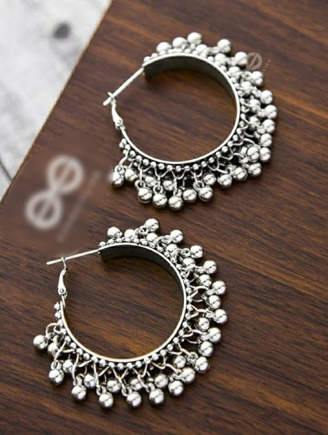 Silver Jewelry Accessories, Oxidised Silver Jewelry, Indian Jewelry Earrings, Silver Jewellery Indian, Indian Jewellery Design Earrings, Indian Jewelry Sets, Silver Jewelry Design, Bangles Jewelry Designs, Bridal Bangles