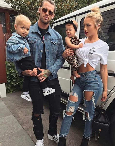 ° BOOK PHOTOS ° - ° Family ° - Page 2 - Wattpad Tammy Hembrow, Moms Goals, Mommy Goals, Set Boundaries, Tutu Dresses, Mommy Daughter, Cute Family, Family Goals, Baby Family