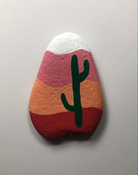 Southwestern Rock Painting, Country Rock Painting Ideas, Summer Rock Painting Ideas Aesthetic, Western Rock Painting Ideas, Rock Painting Ideas Easy Aesthetic, Cactus Rocks Painted, Cute Rock Painting Ideas Simple, Simple Rock Painting Ideas, Cactus Rocks