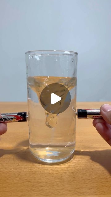 Invention Ideas For Kids, Tornado Craft, Water Tornado, Outside Games For Kids, Project Science, Cool Science Projects, Experiment Science, Amazing Science Experiments, Diy Science Experiments