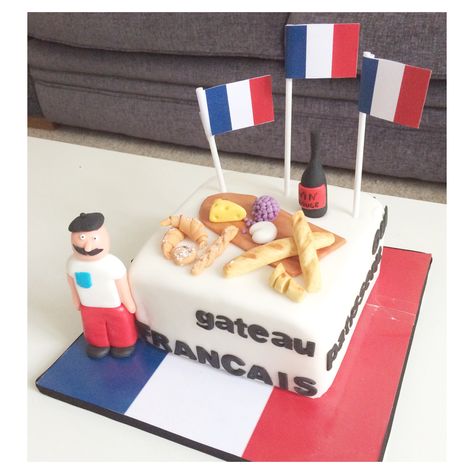 French themed cake French Themed Cake, Hello Cake, Paris Themed Cakes, Paris Cakes, French Cake, Paris Themed, Paris Theme, Novelty Cakes, Cake Creations