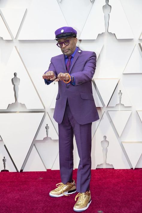 Oscars 2019 Best Dressed Men from the Academy Awards Red Carpet Oscar Themed Party Outfit, Themed Party Outfits, 1st Love, Cinema Party, Best Dressed Men, Academy Awards Red Carpet, Louis Vuitton Dress, Party Outfit Men, Mahershala Ali