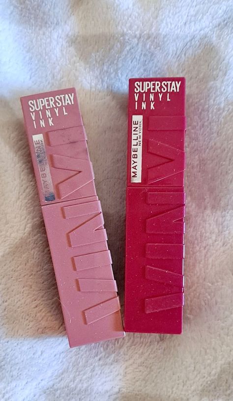 Fall & Holiday Lips need this product! #Maybelline Super Stay Vinyl Ink Longwear No-Budge Liquid Lipcolor! OMG. It's become my go to for everyday to night lippie looks that last! On Amazon for under $10! https://amzn.to/3CLaLi4 #BblogRT #lippies Maybelline Lipstick, Holiday Lip, Maybelline Super Stay, Nude Lipstick, Gloss Lipstick, Lip Colour, Foto Ideas Instagram, Matte Liquid Lipstick, Makeup Pouch