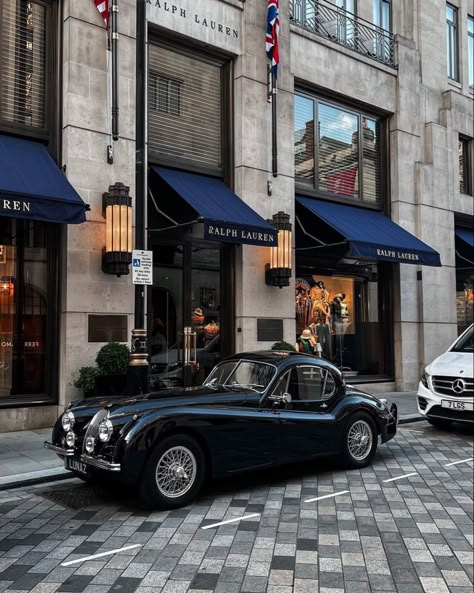 Old Blue Aesthetic, Old Money Navy Blue, Blue Aesthetic Car, Navy Blue Old Money, Navy Blue Aesthetic, Navy Car, Ralph Lauren Aesthetic, Dr Manhattan, Blue Aesthetic Dark