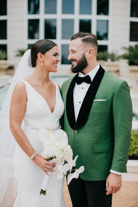 Bride in V-Neck Gown & Groom in Green Emerald Color Palette, Groom In Green, Wedding Dress Green, Green Gold Weddings, Groom Reaction, Green Wedding Dresses, Green Tuxedo, Elegant Modern Wedding, Gold Color Palettes