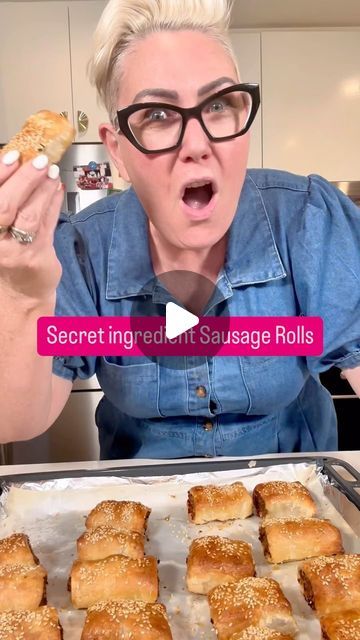 Stephanie Joy de Sousa on Instagram: "The secret ingredient the bakeries put in their Sausage Rolls to make them taste amazing!  Comment “RECIPE” below and I’ll send you a link to the recipe.  Or just google Sausage roll easy recipe gang and you’ll find it.  Who doesn’t love a good sausage roll? These are packed with flavour, thanks to a sneaky little secret! 🤫 Whether you’re making them for a snack, party, or lunchbox, they’ll be gone in no time.  Trust me, you’ll be hooked!   #sausagerolls #homemadesnacks #beefrecipes #puffpastry #easybaking #familyfavourites #snacktime #quickrecipes #deliciousbakes #partyfoodideas #stephcooksstuff #easyrecipe" Mini Sausage Rolls Pioneer Woman, Pioneer Woman Sausage Rolls, How To Make Sausage Rolls, British Sausage Rolls Recipe, Sausage Rolls Recipe Easy, Irish Sausage Rolls, Sausage Rolls Puff Pastry, Best Sausage Roll Recipe, Sausage Meat Recipes