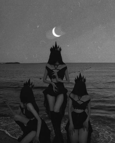 Witchy Beach Photoshoot, Dark Island Aesthetic, Stuck With You, Witchcraft Aesthetic Dark, Demon Girl Aesthetic, Witchcraft Photography, Wicca Aesthetic, Mystic Girl, Dark Photoshoot