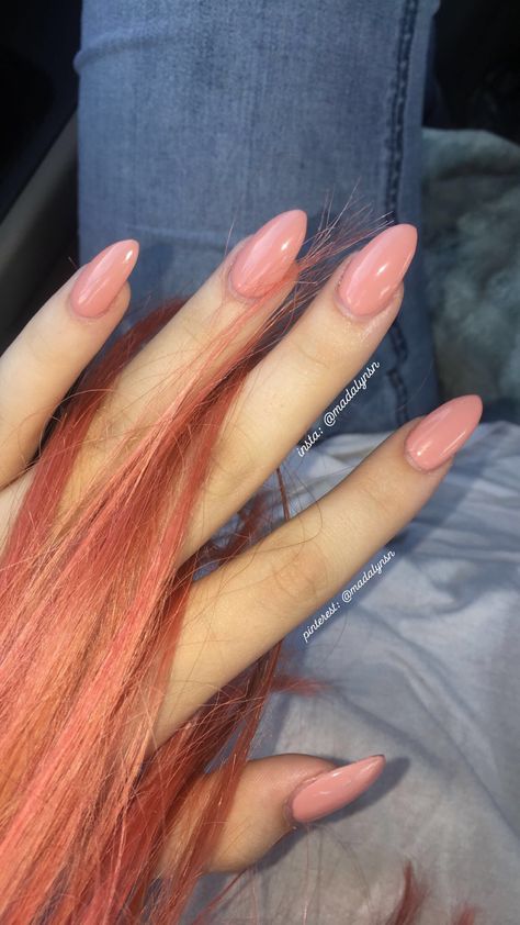 long pink hair with pointy acryilic nails pinterest & insta: @madalynsn Mountain Peak Nails, Long Pink Hair, Finger Nails, Nail Fashion, Nails Pink, Pink Hair, Fashion Nails, Pink Nails, Acrylic Nails