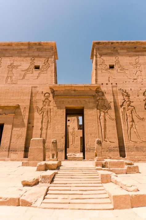 Philae Temple - Visiting The Striking Temple of Isis in Aswan Philae Temple, Nile River Cruise, Egyptian Temple, Luxor Temple, Valley Of The Kings, Pyramids Of Giza, Egypt Travel, Ancient Temples, Giza