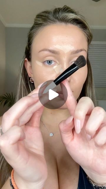 Ivelina Stefanova on Instagram: "The way you apply concealer can make a huge difference in how your makeup turns out!
I used my favorite @hourglasscosmetics Airbrush Vanish Concealer in shade Silk ✨
.
.
.
.
.
.
.
.
#concealerhack #makeuptips #makeuptricks #makeuptipsandtricks #concealertutorial" How To Do Concealer, How To Use Concealer, Concealer Tips How To Apply, Where To Apply Concealer, Concealer Apply, Concealer Hacks, Apply Concealer, Using Concealer, How To Apply Concealer