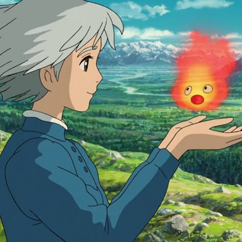 Howl's Moving Castle Aesthetic, Sophie Howl's Moving Castle, Howl's Moving Castle Calcifer, Howls Moving Castle Art, 하울의 움직이는 성, Personajes Studio Ghibli, Studio Ghibli Background, Howl And Sophie, Beau Film