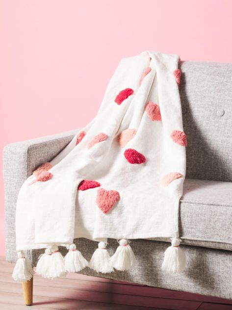 Cutest Valentine's Day Decorations for 2022 Valentines Throw Blanket, Decorations After Christmas, Warm Living Room, Room Nook, Living Room Nook, Valentines Blanket, Chalkboard Decor, Valentines Pillows, Casual Decor