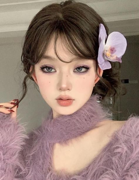 Purple Makeup Looks, Random Clothes, Purple Makeup, Self Portrait Poses, Girl Flower, Girl Trends, Egg Shell, Asian Eye Makeup, Purple Outfits