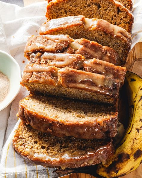 This brown butter banana bread will have everyone talking—it stars the nutty richness of brown butter and a luscious salted caramel glaze. It's a family favorite that everyone goes crazy for! #brownbutter #bananabread #brownbutterbananabread #bananabreadrecipe #easybananabread #brownbutterrecipe #bananas Browned Butter Banana Bread, Glaze For Banana Bread, Banana Bread Glaze, Salted Caramel Banana Bread, Bourbon Banana Bread, Salted Caramel Glaze, Brown Butter Banana Bread, Cold Dip Recipes, Butter Banana Bread