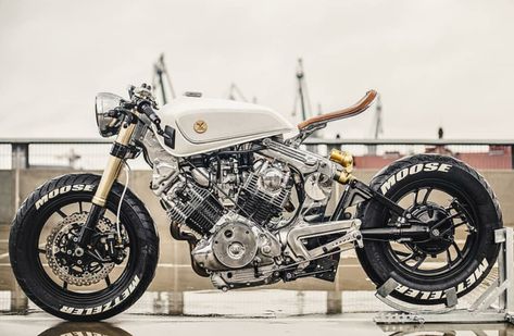 Virago Cafe Racer, Мотоциклы Harley Davidson, Moto Scrambler, Motos Yamaha, Motorcycle Magazine, Yamaha Virago, Мотоциклы Cafe Racers, Cafe Racer Style, Vespa Scooter