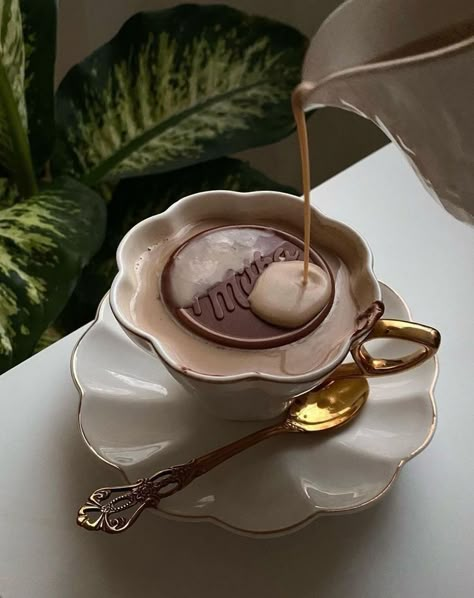 Flower Tea Cup, Afternoon Tea Set, Coffee Aesthetics, Coffee Shop Aesthetic, Cream Aesthetic, Gold Ceramic, Coffee Aesthetic, Milk Cup, Aesthetic Coffee