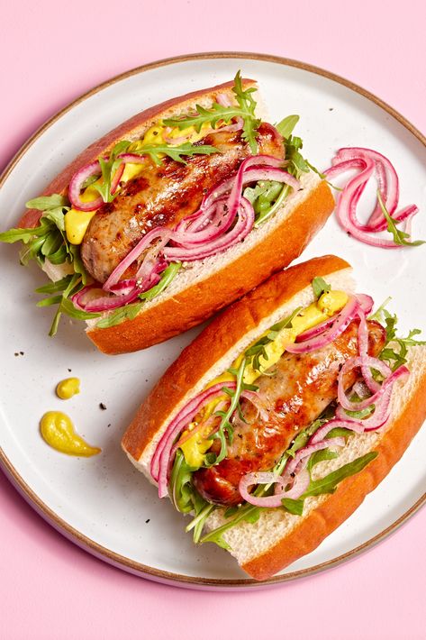 Hot Dog Ideas, Bbq Food Ideas, Italian Hot Dog, Fall Sandwiches, Sausage Sandwich Recipes, Hot Dog Recipe, Smoked Sausages, Sausage Sandwich, Easy Bbq Recipes