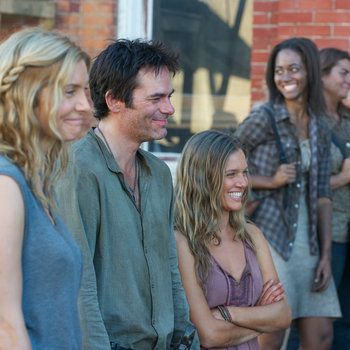 Billy Burke Actor, Revolution Tv Show, Billy Burke, Tracy Spiridakos, Elizabeth Mitchell, Shannara Chronicles, Ghost Photos, Fandom Crossover, Movie Screen