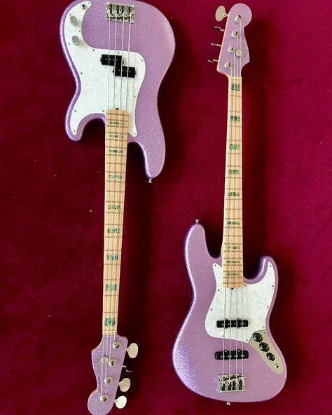 Check out these gorgeous limited-edition Adam Clayton Purple Sparkle Jazz and Precision Bass models with matching headstocks. 😍 Reach out… Purple Bass Guitar Aesthetic, Matching Guitars, Pretty Bass Guitars, Cute Bass Guitar, Purple Bass Guitar, Aesthetic Bass Guitar, Purple Electric Guitar, Yamaha Bass Guitar, Purple Guitar