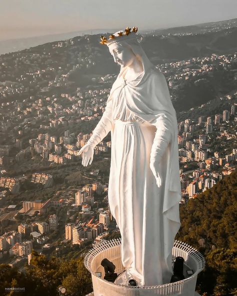 Our Lady of Lebanon Beirut Lebanon Our Lady Of Lebanon, Beruit Lebanon, Lebanon Culture, Holly Pictures, Beirut Lebanon, Pope John, Blessed Mother Mary, Handmade Flowers Paper, Lebanon